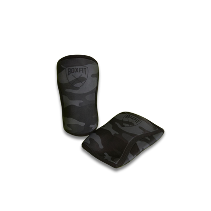 KNEE SLEEVES